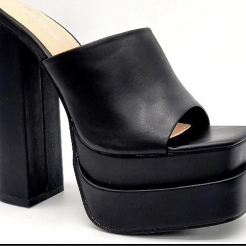 Black‎ platform block heel mules - Picture 3 of 3